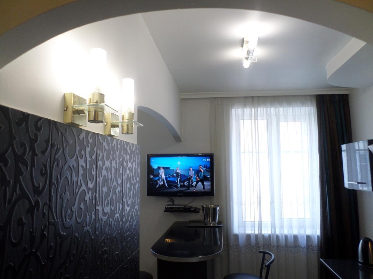 Apartment On Staroievreiska Lviv Exterior photo